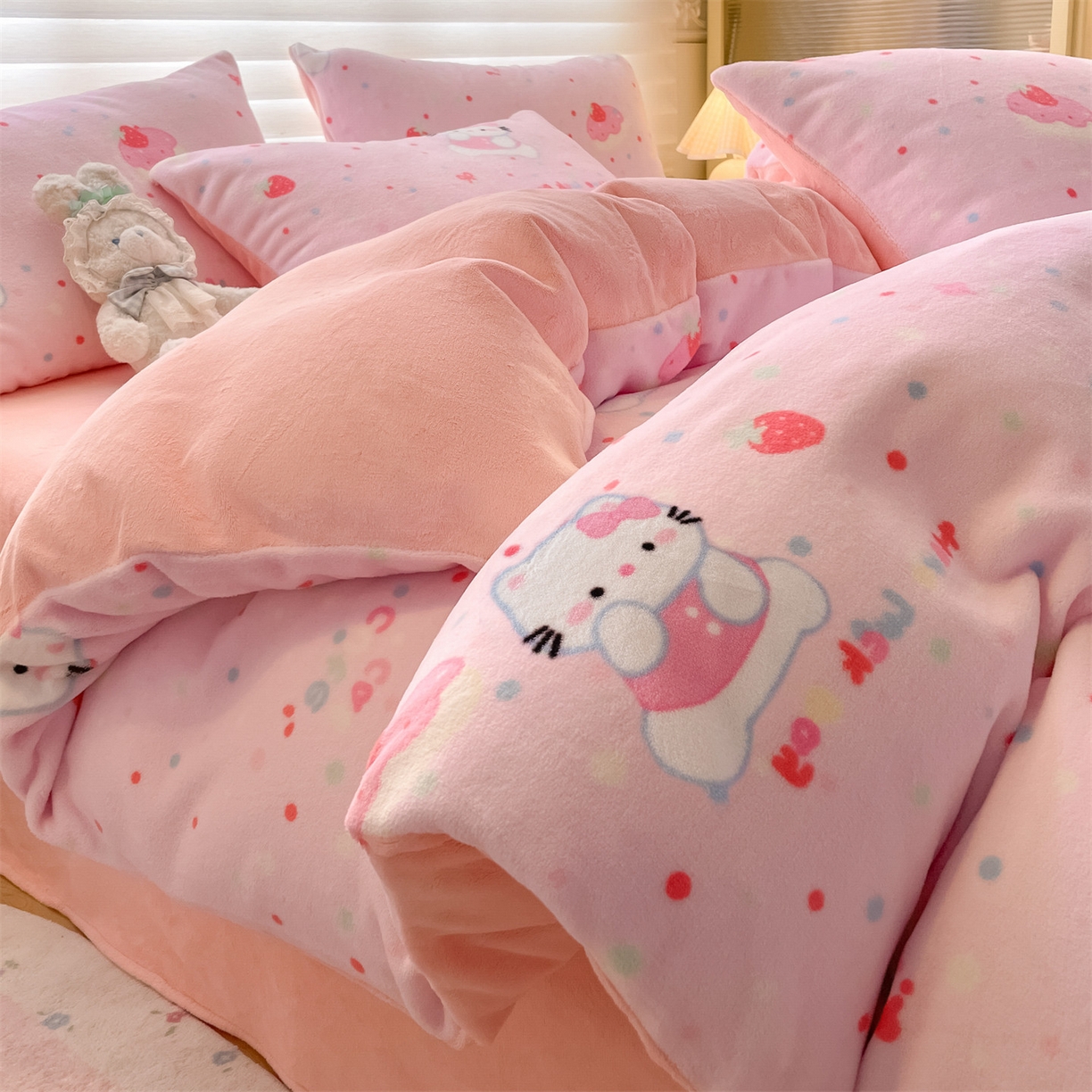 91家纺网 家纺一手货源 找家纺 （总）美澳家纺 2025新款190克加厚牛奶绒印花四件套