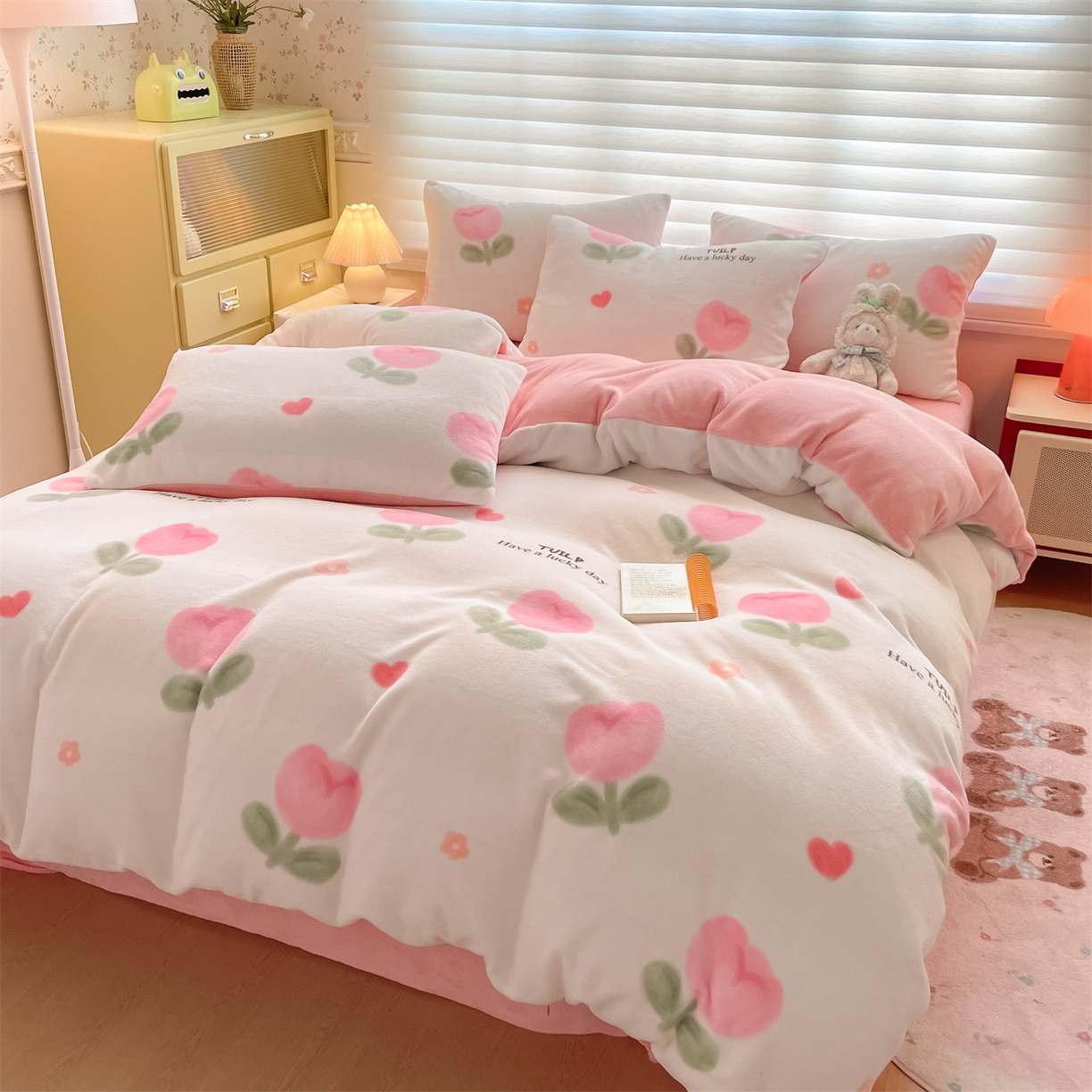 91家纺网 家纺一手货源 找家纺 美澳家纺 2025新款190克加厚牛奶绒印花四件套 郁金香