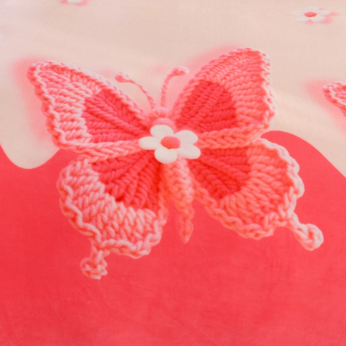 91家纺网 家纺一手货源 找家纺 雨洋2025新款加厚保暖牛奶绒金貂婴儿绒单被套 翩翩起舞