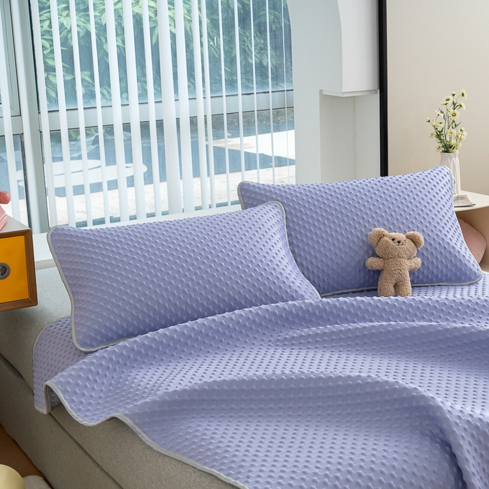 91家纺网 家纺一手货源 找家纺 梵克保罗 2025新款3D轻奢风直播网红热款凉感丝冰豆豆三明治复合床单款凉席两件套三件套 熏衣紫