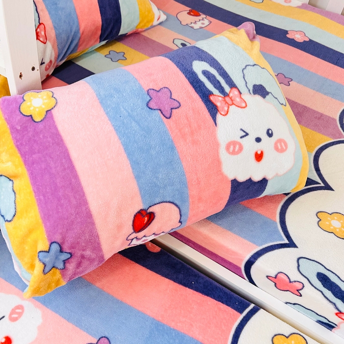 91家纺网 家纺一手货源 找家纺 小虾米 2025新款加厚牛奶绒床笠单床笠床笠单件 彩虹兔