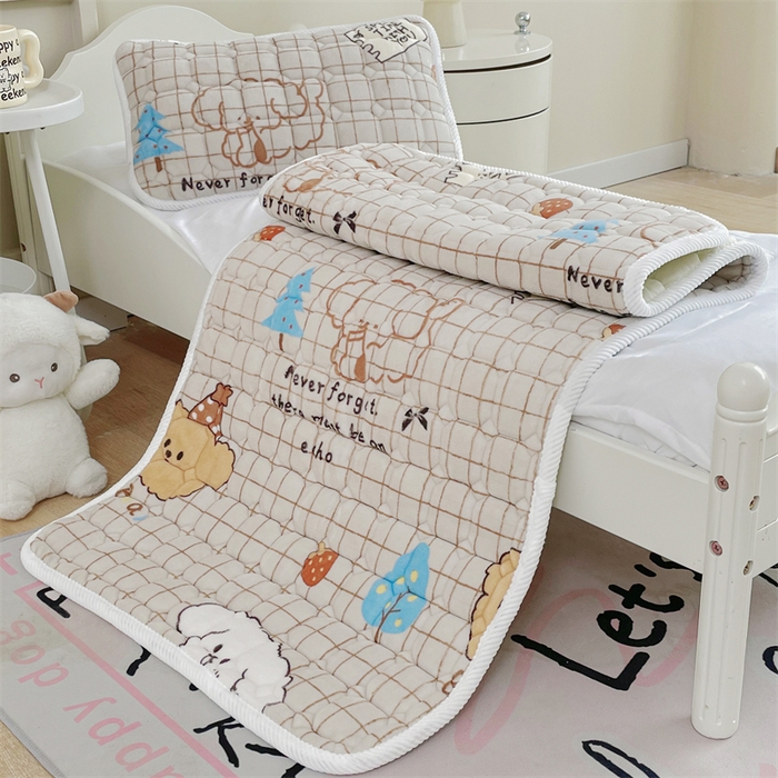 91家纺网 家纺一手货源 找家纺 禧缘家纺（原梦想家） 2025新款儿童牛奶绒夹棉床垫（可定制） 好伙伴