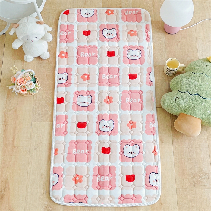 91家纺网 家纺一手货源 找家纺 禧缘家纺（原梦想家） 2025新款儿童牛奶绒夹棉床垫（可定制） 格子熊