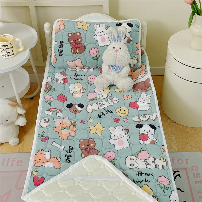 91家纺网 家纺一手货源 找家纺 禧缘家纺（原梦想家） 2025新款儿童牛奶绒夹棉床垫（可定制） 动物派对