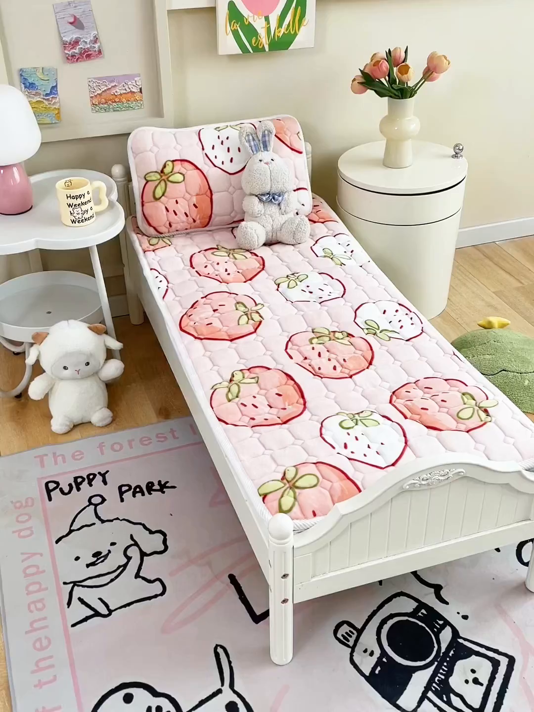 91家纺网 家纺一手货源 找家纺 禧缘家纺（原梦想家） 2025新款儿童牛奶绒夹棉床垫（可定制） 小草莓