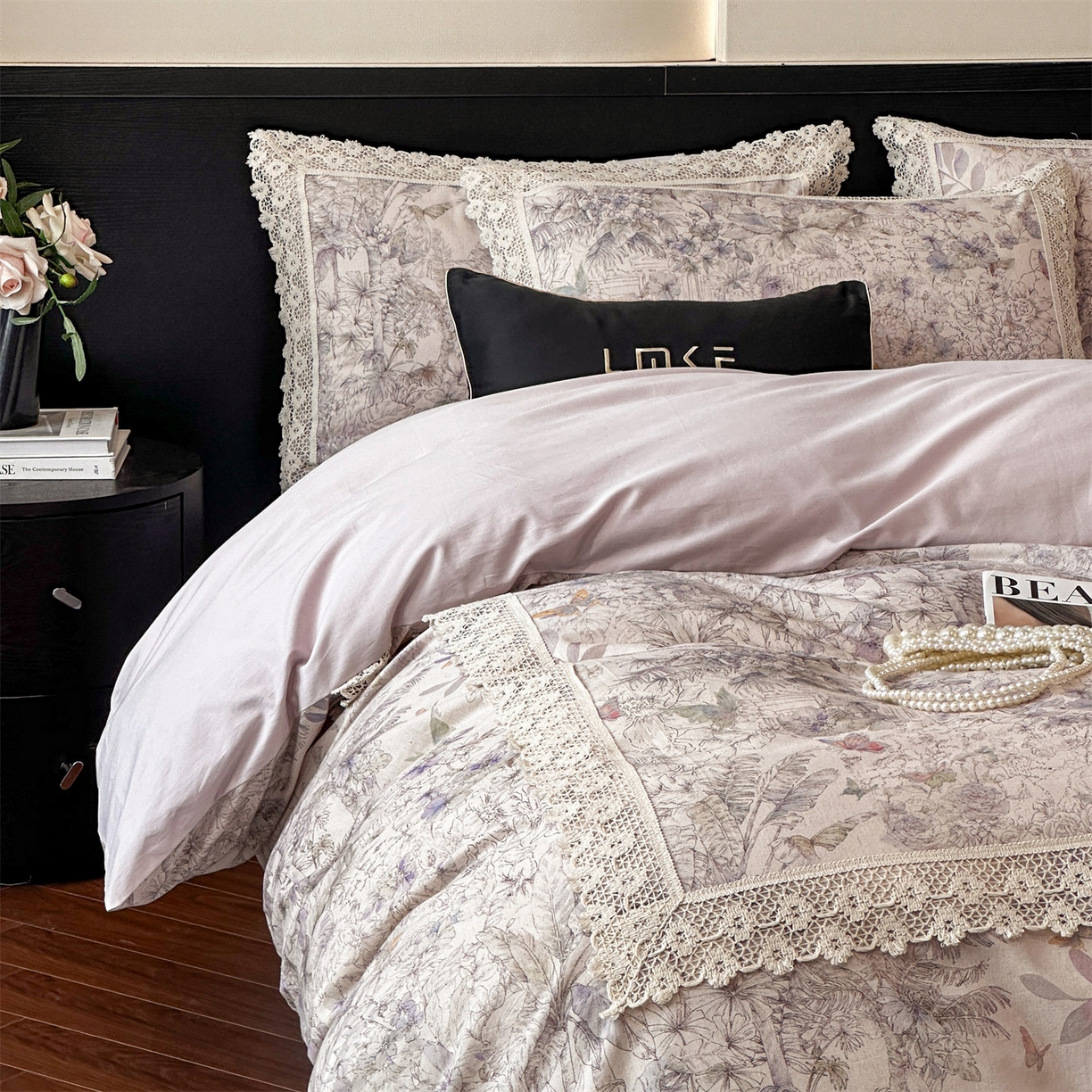 91家纺网 家纺一手货源 找家纺 蓝米卡夫 2025秋冬-A类棉麻全棉数码印花50S*50S双股磨毛公主风系列（礼盒包装）【如需买家秀联系15996631948】  清逸花蝶