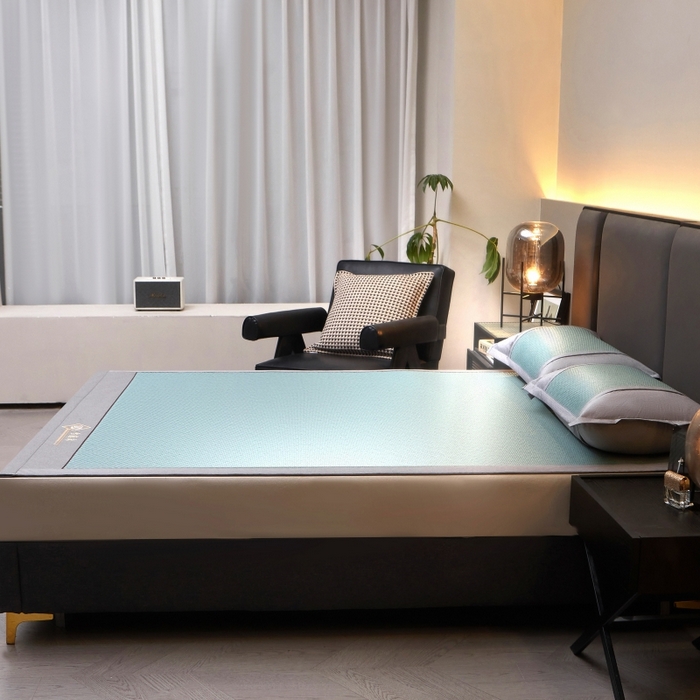 91家纺网 家纺一手货源 找家纺 梵克保罗 2025新款pe材质雪藤席凉席三件套 雪藤蓝