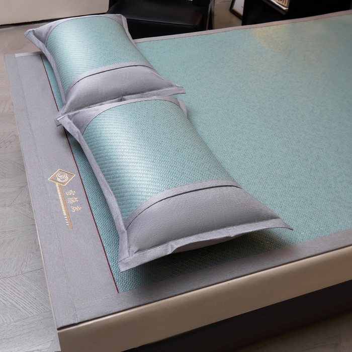 91家纺网 家纺一手货源 找家纺 梵克保罗 2025新款pe材质雪藤席凉席三件套 雪藤蓝