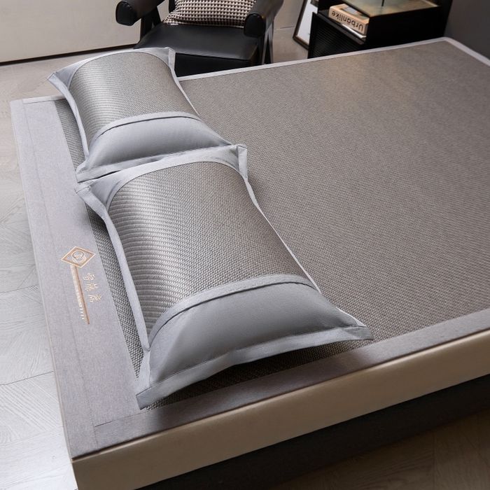 91家纺网 家纺一手货源 找家纺 梵克保罗 2025新款pe材质雪藤席凉席三件套 雪藤灰