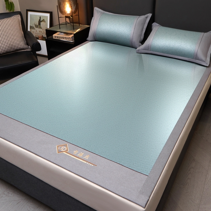 91家纺网 家纺一手货源 找家纺 梵克保罗 2025新款pe材质雪藤席凉席三件套 雪藤蓝