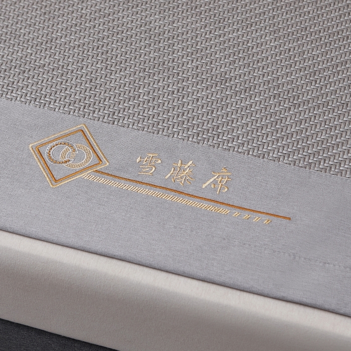 91家纺网 家纺一手货源 找家纺 梵克保罗 2025新款pe材质雪藤席凉席三件套 雪藤灰