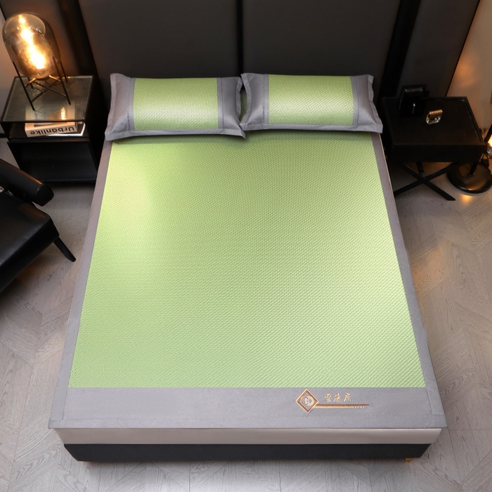 91家纺网 家纺一手货源 找家纺 梵克保罗 2025新款pe材质雪藤席凉席三件套 雪藤绿