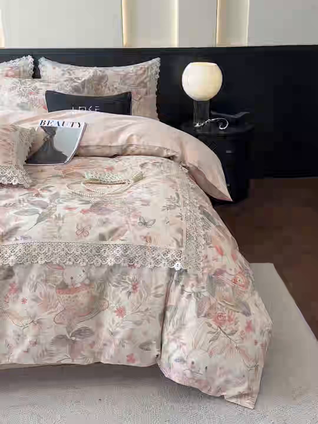 91家纺网 家纺一手货源 找家纺 蓝米卡夫 2025秋冬-A类棉麻全棉数码印花50S*50S双股磨毛公主风系列（礼盒包装）【如需买家秀联系15996631948】  茶间萌兔