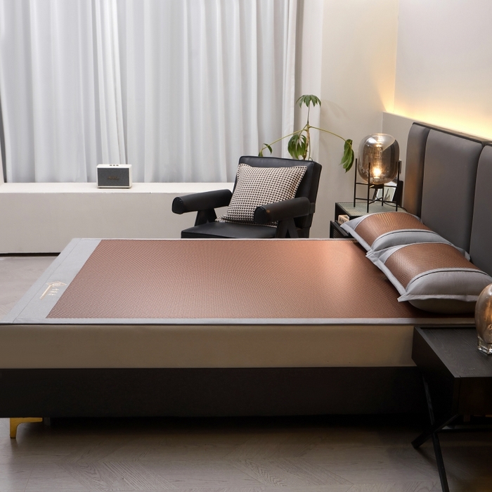 91家纺网 家纺一手货源 找家纺 梵克保罗 2025新款pe材质雪藤席凉席三件套 雪藤棕