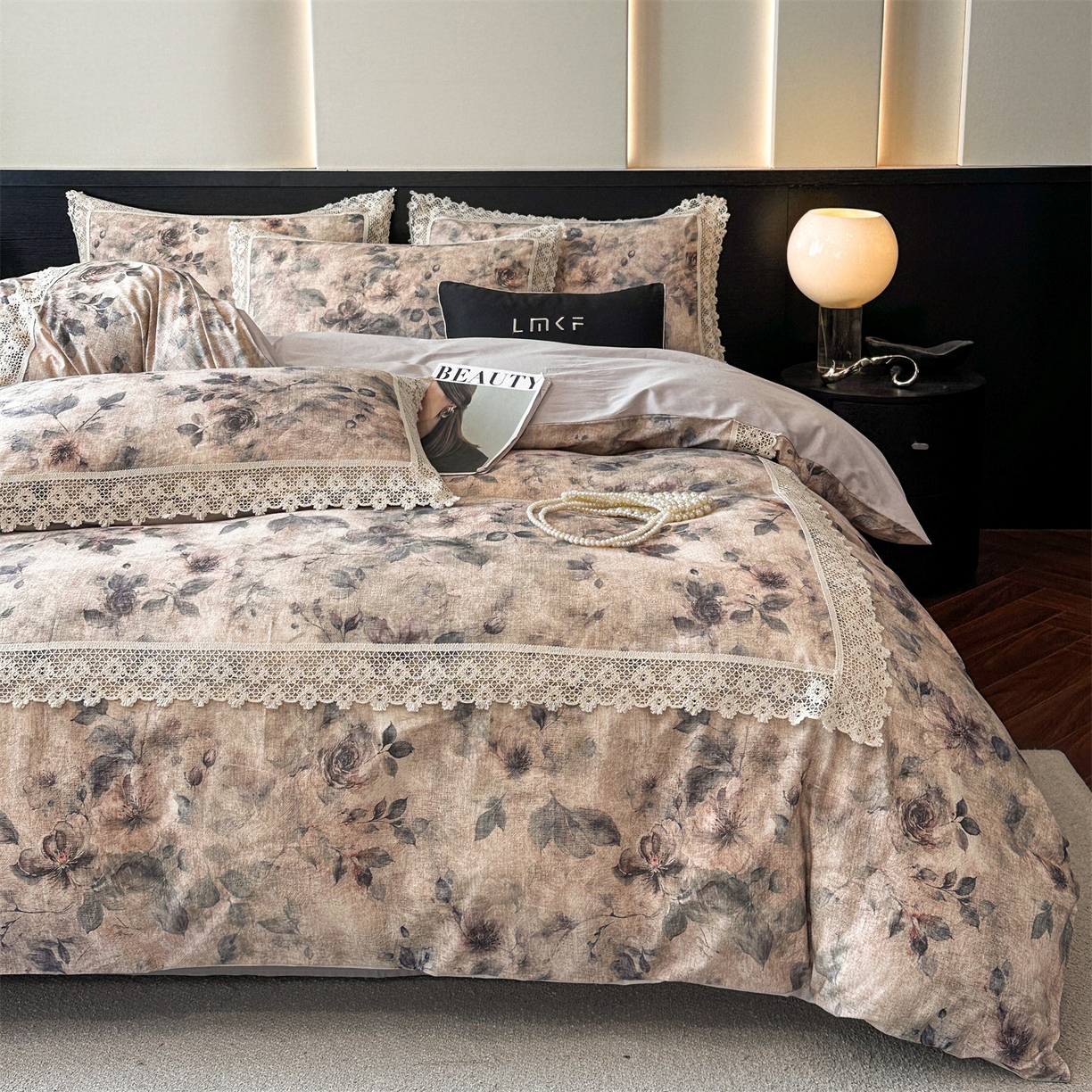 91家纺网 家纺一手货源 找家纺 蓝米卡夫 2025秋冬-A类棉麻全棉数码印花50S*50S双股磨毛公主风系列（礼盒包装）【如需买家秀联系15996631948】  花间墨韵