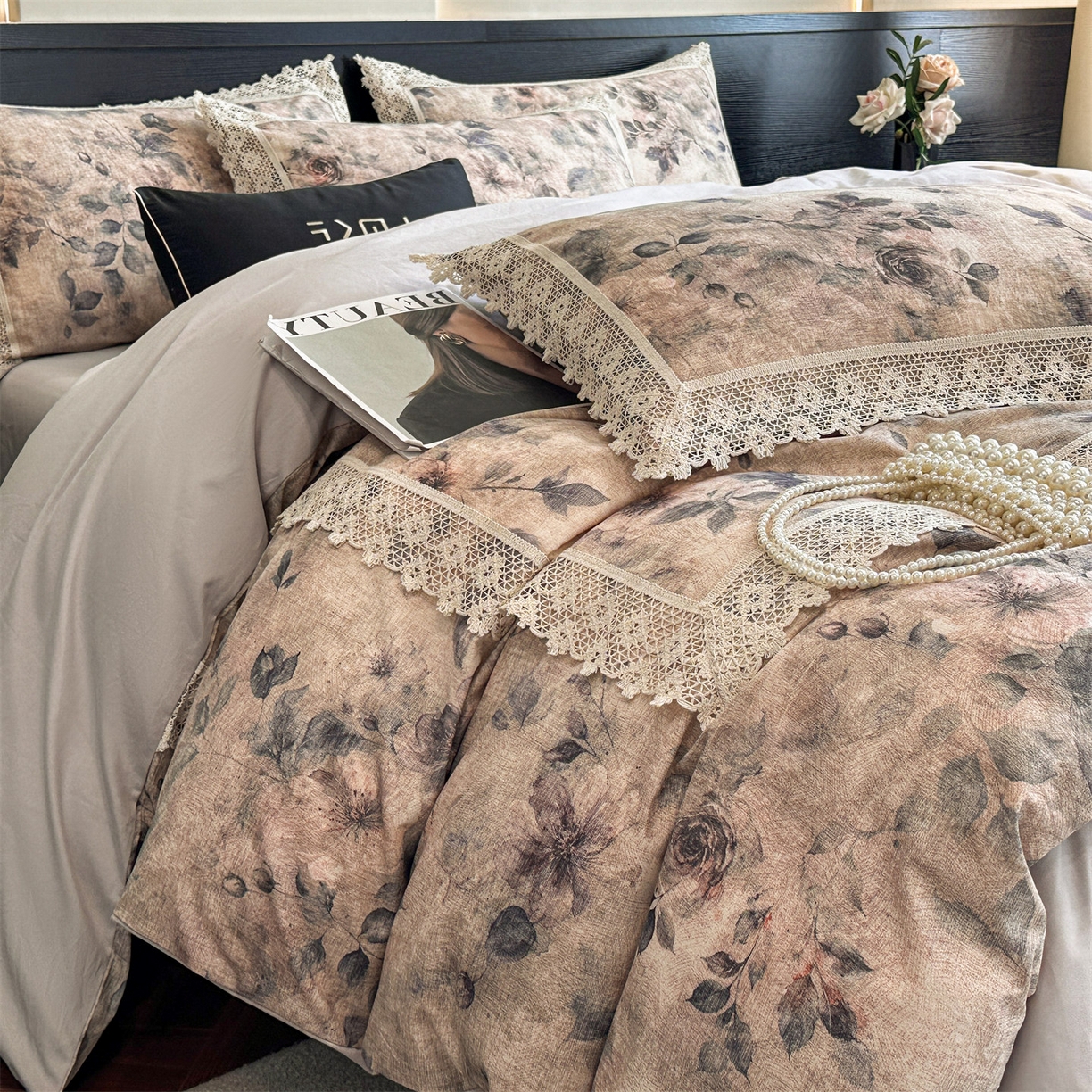 91家纺网 家纺一手货源 找家纺 蓝米卡夫 2025秋冬-A类棉麻全棉数码印花50S*50S双股磨毛公主风系列（礼盒包装）【如需买家秀联系15996631948】  花间墨韵