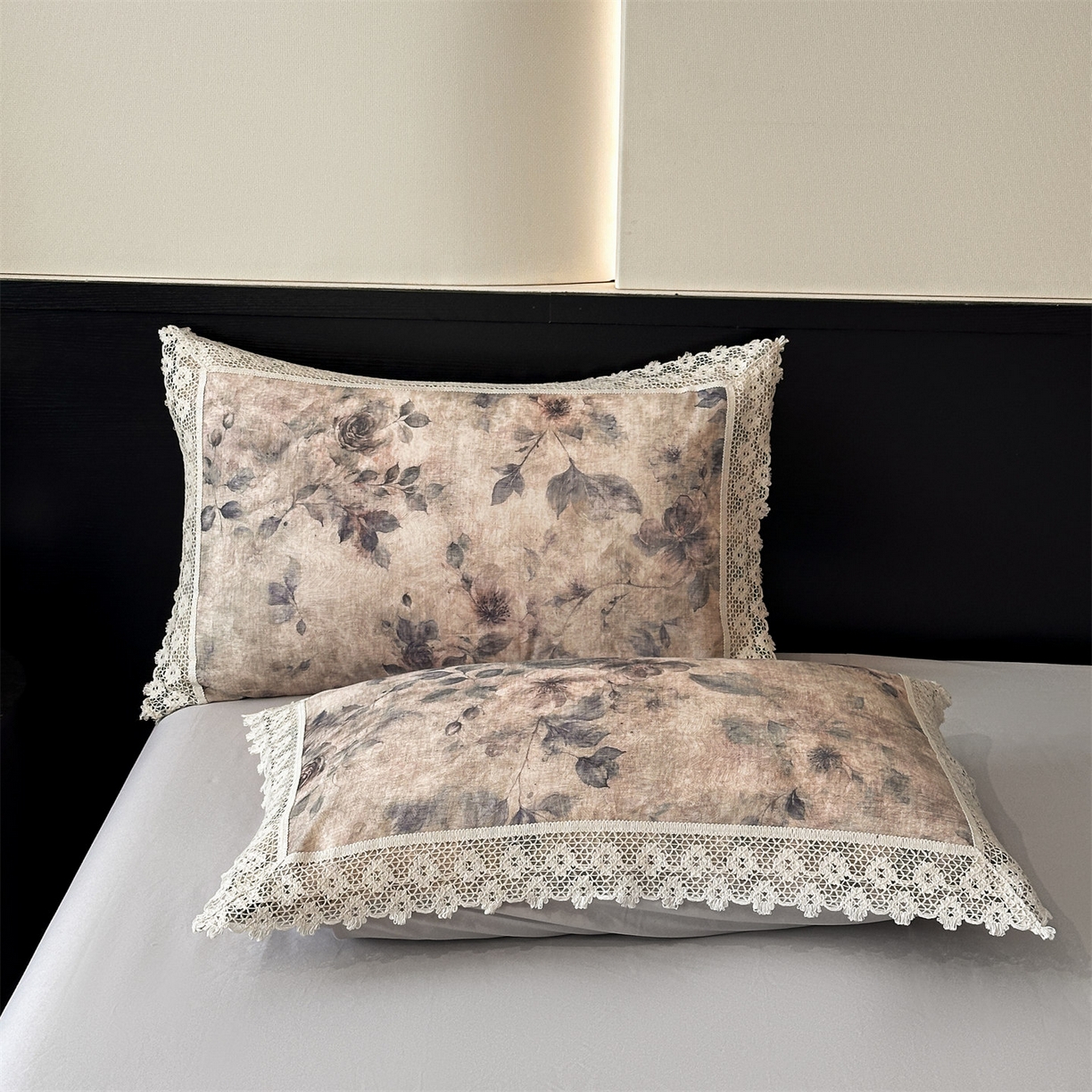 91家纺网 家纺一手货源 找家纺 蓝米卡夫 2025秋冬-A类棉麻全棉数码印花50S*50S双股磨毛公主风系列（礼盒包装）【如需买家秀联系15996631948】  花间墨韵