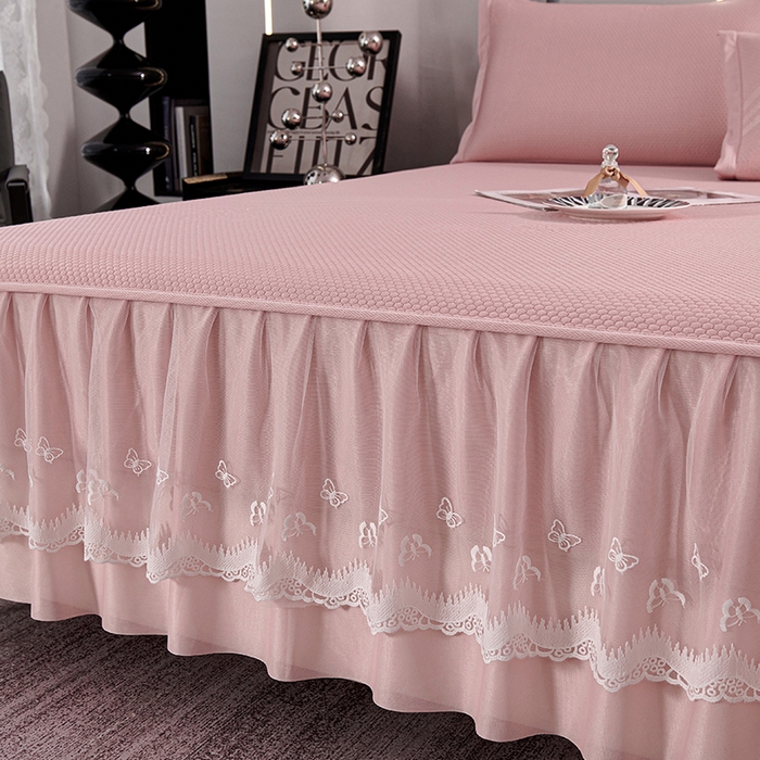 91家纺网 家纺一手货源 找家纺 （总）梵克保罗 2025新款7A抗菌母婴级纯乙纶PE刺绣凉感丝豆豆席 床裙款