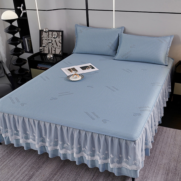 91家纺网 家纺一手货源 找家纺 梵克保罗 2025新款7A抗菌母婴级纯乙纶PE刺绣凉感丝豆豆席 床裙款 床裙款 字母爱心-蓝