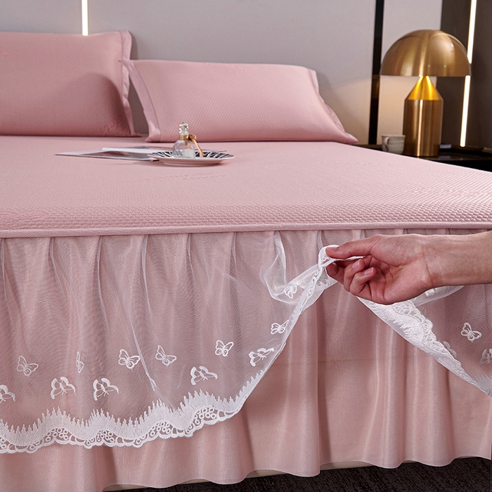 91家纺网 家纺一手货源 找家纺 梵克保罗 2025新款7A抗菌母婴级纯乙纶PE刺绣凉感丝豆豆席 床裙款 床裙款 字母爱心-粉