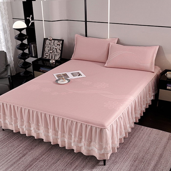 91家纺网 家纺一手货源 找家纺 （总）梵克保罗 2025新款7A抗菌母婴级纯乙纶PE刺绣凉感丝豆豆席 床裙款