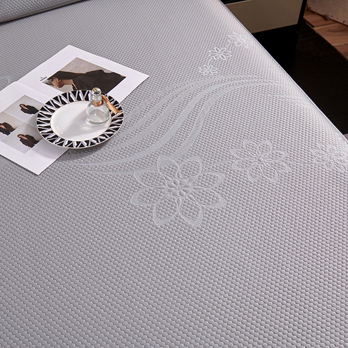 91家纺网 家纺一手货源 找家纺 梵克保罗 2025新款7A抗菌母婴级纯乙纶PE刺绣凉感丝豆豆席 床裙款 床裙款 浪花-灰