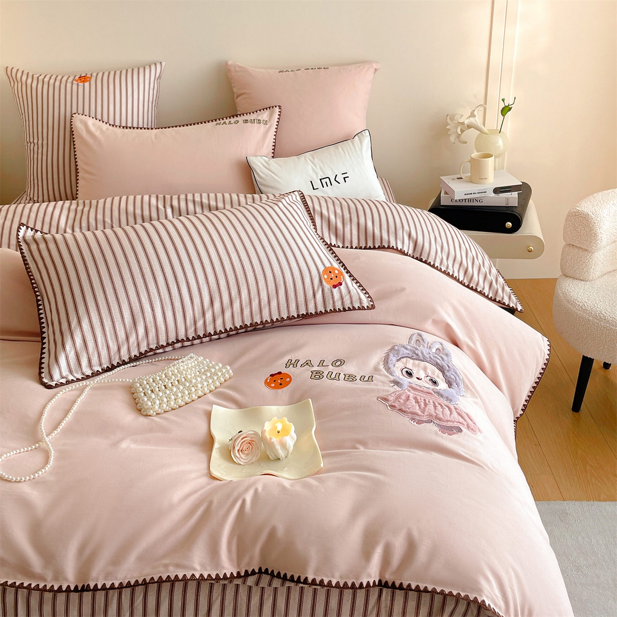 91家纺网 家纺一手货源 找家纺 蓝米卡夫 2025秋冬-A类全棉生态磨毛卡通绣花贝壳边系列（礼盒包装）【如需买家秀联系15996631948】 1号蜜茶色-卡米肌理