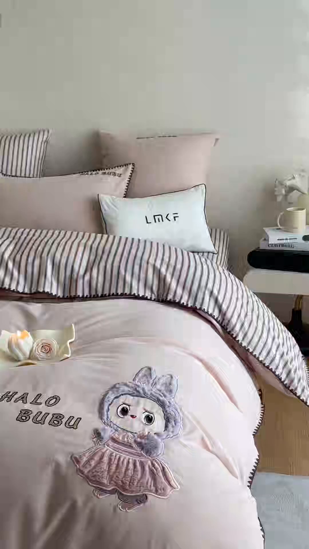 91家纺网 家纺一手货源 找家纺 蓝米卡夫 2025秋冬-A类全棉生态磨毛卡通绣花贝壳边系列（礼盒包装）【如需买家秀联系15996631948】 1号蜜茶色-卡米肌理