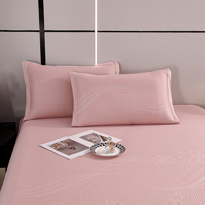 91家纺网 家纺一手货源 找家纺 梵克保罗 2025新款7A抗菌母婴级纯乙纶PE刺绣凉感丝豆豆席 床裙款 床裙款 浪花-粉