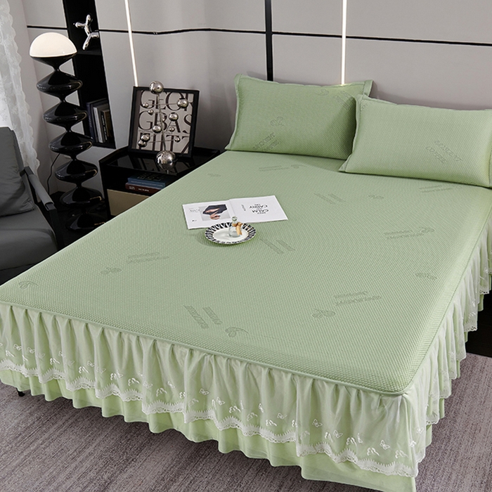 91家纺网 家纺一手货源 找家纺 梵克保罗 2025新款7A抗菌母婴级纯乙纶PE刺绣凉感丝豆豆席 床裙款 床裙款 字母爱心-水绿