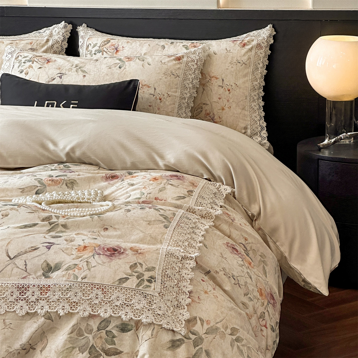 91家纺网 家纺一手货源 找家纺 蓝米卡夫 2025秋冬-A类棉麻全棉数码印花50S*50S双股磨毛公主风系列（礼盒包装）【如需买家秀联系15996631948】  雀语花枝