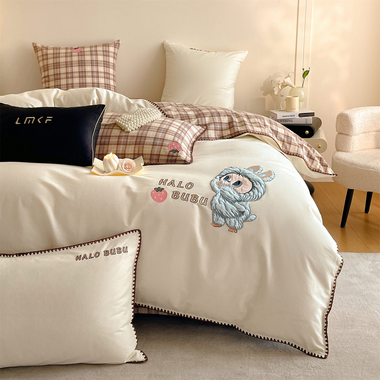 91家纺网 家纺一手货源 找家纺 蓝米卡夫 2025秋冬-A类全棉生态磨毛卡通绣花贝壳边系列（礼盒包装）【如需买家秀联系15996631948】 2号芝士白-童趣咖格