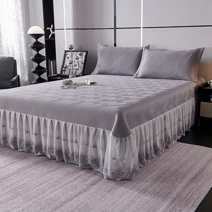 91家纺网 家纺一手货源 找家纺 梵克保罗 2025新款7A抗菌母婴级纯乙纶PE刺绣凉感丝豆豆席床单款 斜条纹-灰