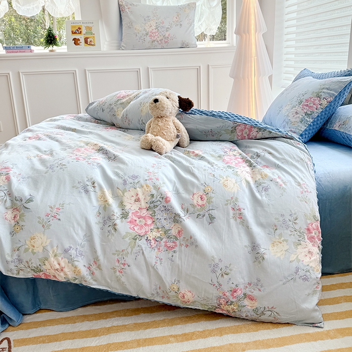 91家纺网 家纺一手货源 找家纺 （总）宜家坊 2025新款学生季全棉高克重豆豆绒三四件套加厚保暖婴儿绒牛奶绒单被套单人双人被套加大号棉加绒三四件套