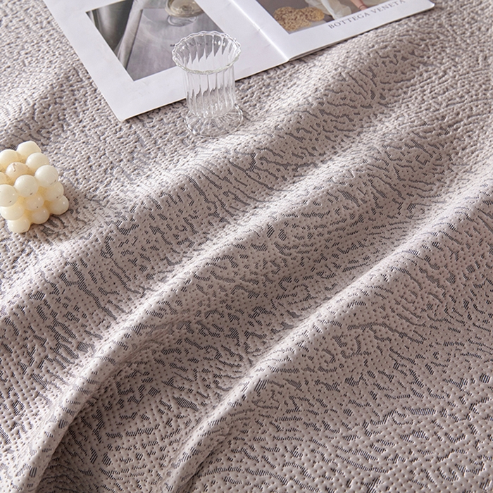 91家纺网 家纺一手货源 找家纺 梵克保罗 2025新款7A抗菌母婴级纯乙纶PE刺绣凉感丝豆豆席床单款 肌理纹-香槟