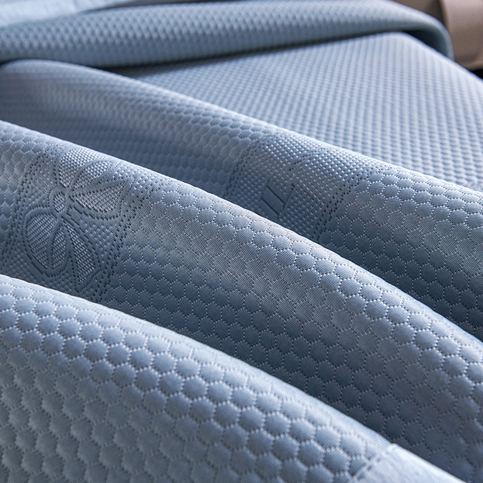 91家纺网 家纺一手货源 找家纺 梵克保罗 2025新款7A抗菌母婴级纯乙纶PE刺绣凉感丝豆豆席 蝴蝶结-蓝