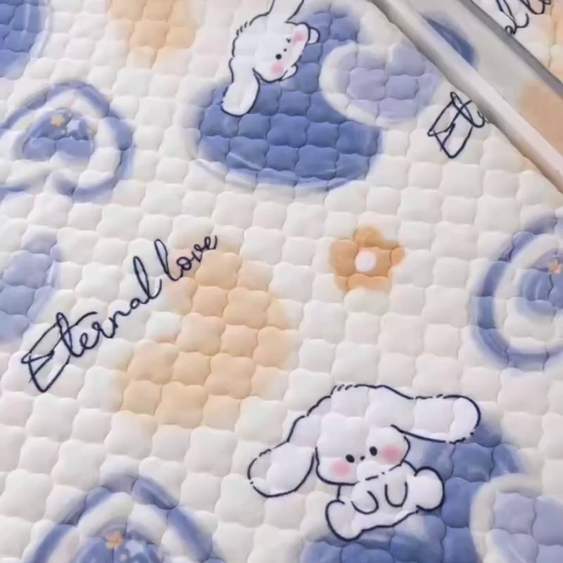 91家纺网 家纺一手货源 找家纺 小虾米 2025新款加厚牛奶绒夹棉床笠单床笠床笠单件 爱心天使