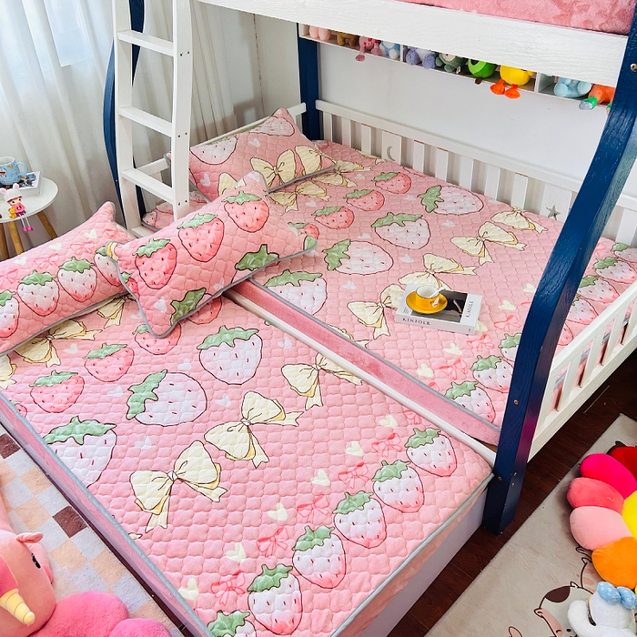 91家纺网 家纺一手货源 找家纺 小虾米 2025新款加厚牛奶绒夹棉床笠单床笠床笠单件 草莓