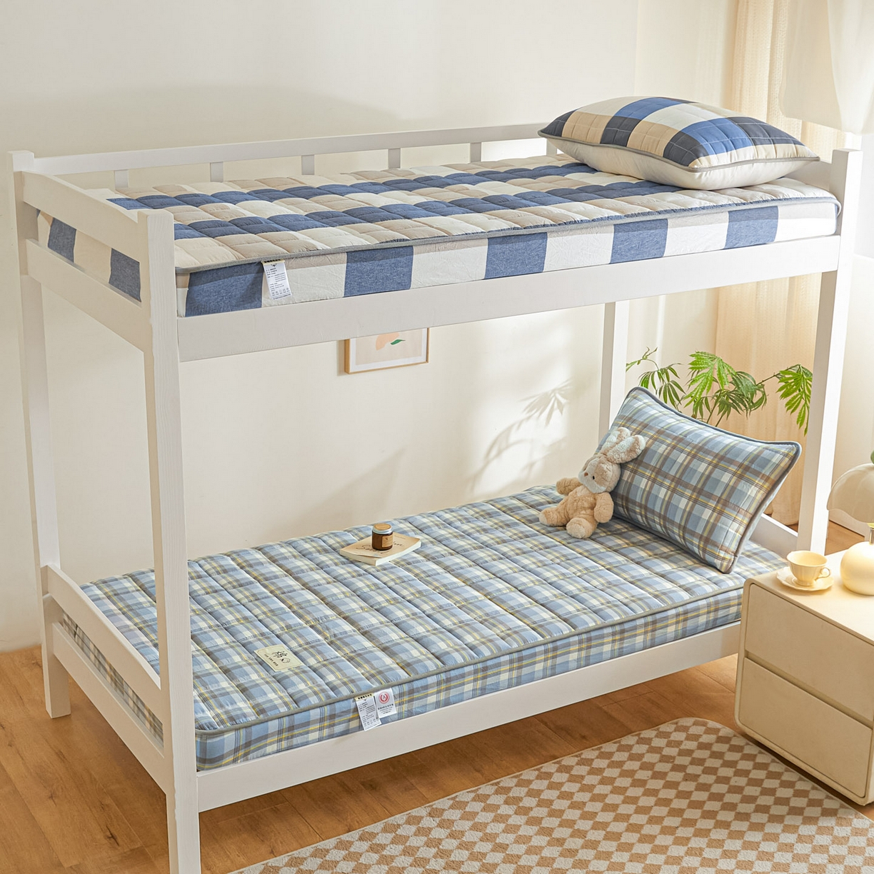 91家纺网 家纺一手货源 找家纺 鑫钰 2025新款A类新疆棉花床笠学生宿舍专用90*190-棉格系列 棉格-简希蓝