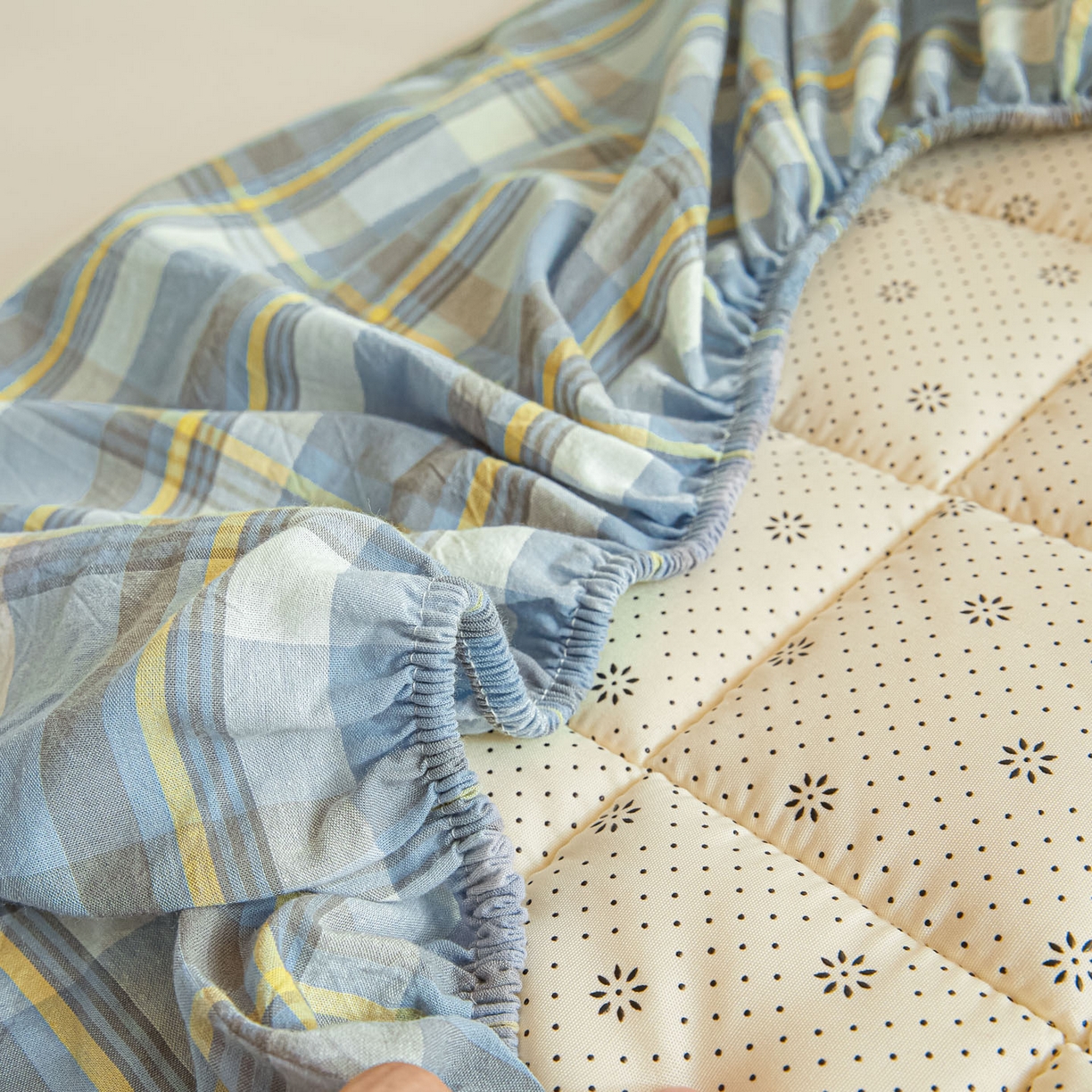 91家纺网 家纺一手货源 找家纺 鑫钰 2025新款A类新疆棉花床笠学生宿舍专用90*190-棉格系列 棉格-简希蓝