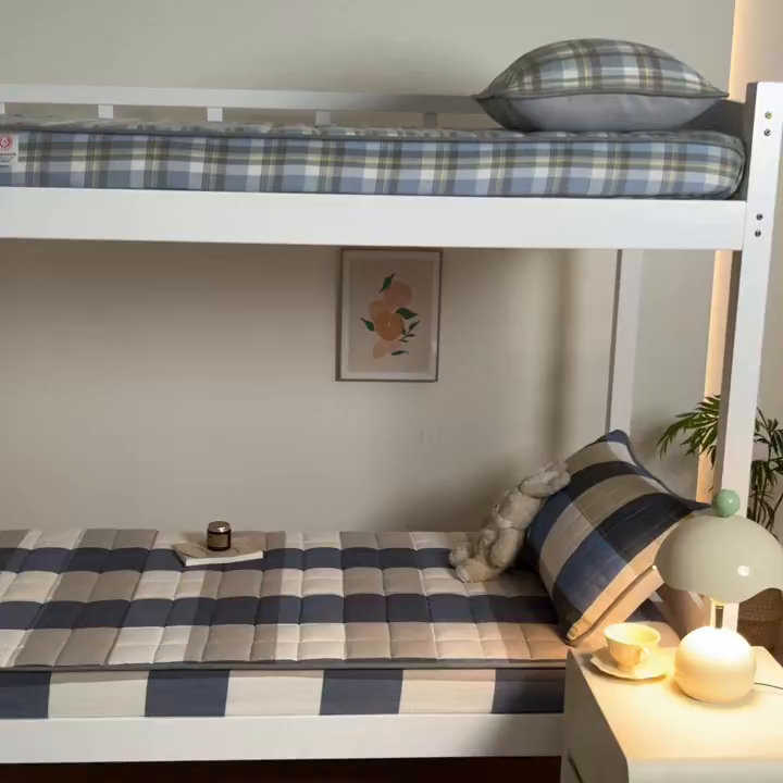 91家纺网 家纺一手货源 找家纺 鑫钰 2025新款A类新疆棉花床笠学生宿舍专用90*190-棉格系列 棉格-蓝大格