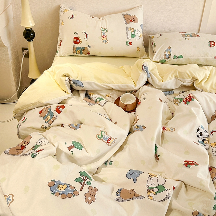 91家纺网 家纺一手货源 找家纺 梵克保罗 2025新款ins风亲肤卡通条格印花水洗棉系列四件套-风格一 森林巴士