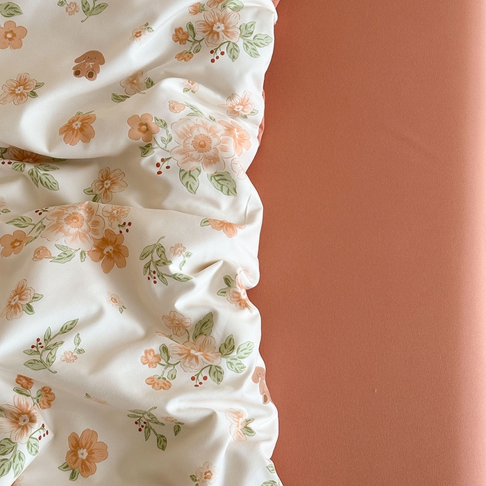 91家纺网 家纺一手货源 找家纺 （总）梵克保罗 2025新款ins风亲肤卡通条格印花水洗棉系列四件套-风格一