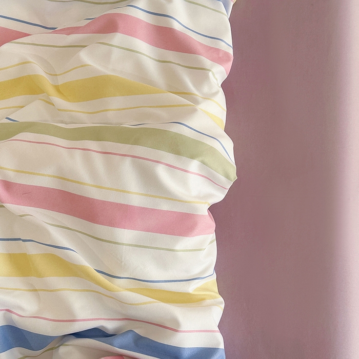 91家纺网 家纺一手货源 找家纺 梵克保罗 2025新款ins风亲肤卡通条格印花水洗棉系列四件套-风格一 日系马卡龙条