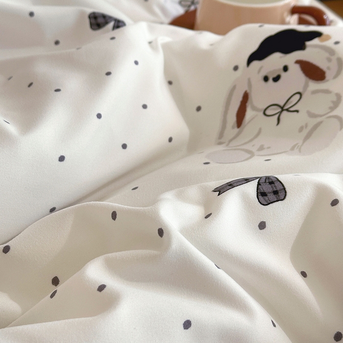 91家纺网 家纺一手货源 找家纺 梵克保罗 2025新款ins风亲肤卡通条格印花水洗棉系列四件套-风格一 小熊派对