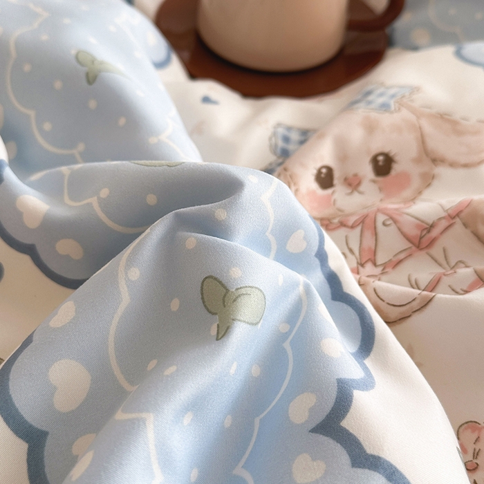 91家纺网 家纺一手货源 找家纺 梵克保罗 2025新款ins风亲肤卡通条格印花水洗棉系列四件套-风格一 可爱小兔