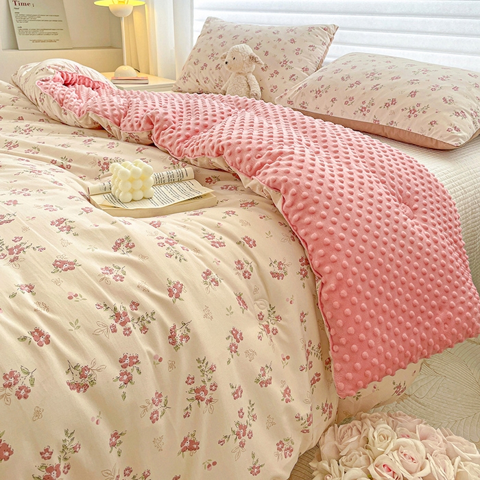 91家纺网 家纺一手货源 找家纺 （总）宜家坊 2025新款A类云感软绵绵皱皱纱被子豆豆绒加厚冬被被芯春秋豆豆被