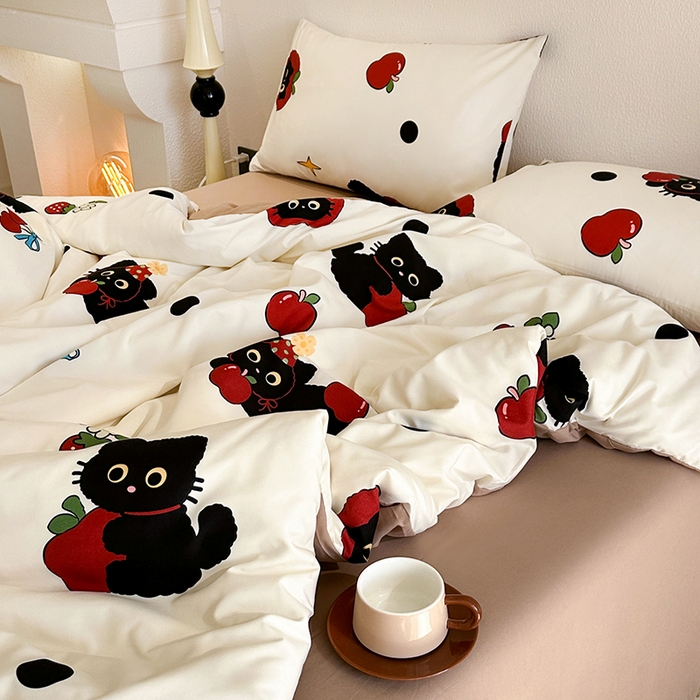 91家纺网 家纺一手货源 找家纺 梵克保罗 2025新款ins风亲肤卡通条格印花水洗棉系列四件套-风格二 小黑猫