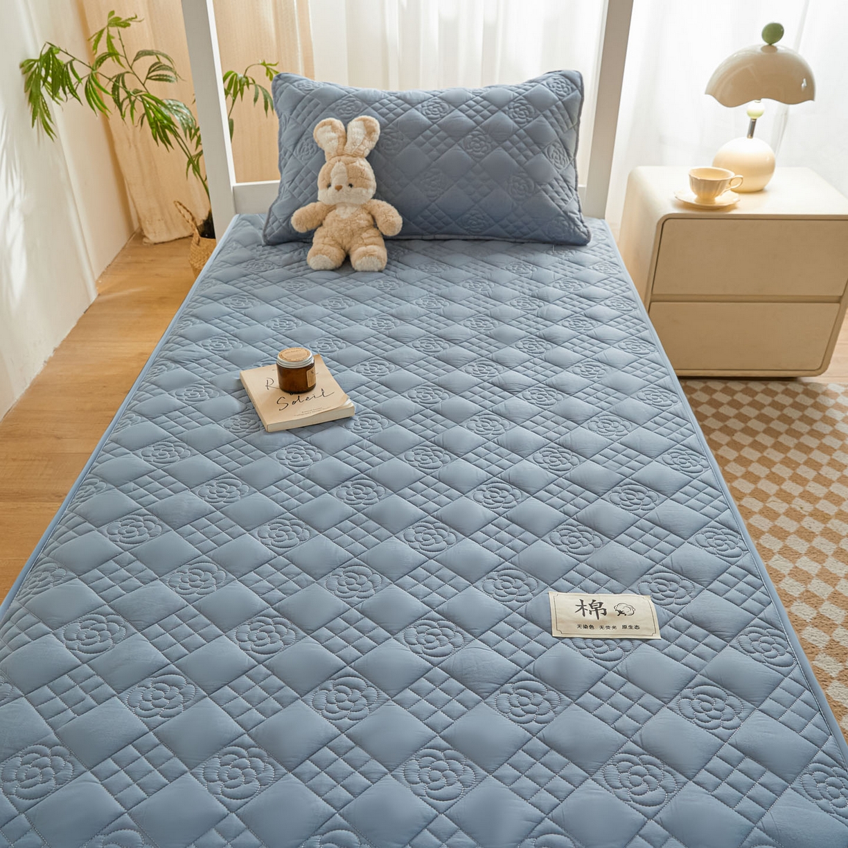 91家纺网 家纺一手货源 找家纺 鑫钰 2025新款A类纯棉夹棉床笠学生宿舍专用90x190-80x190-花漾山茶格 花漾山茶格-蓝