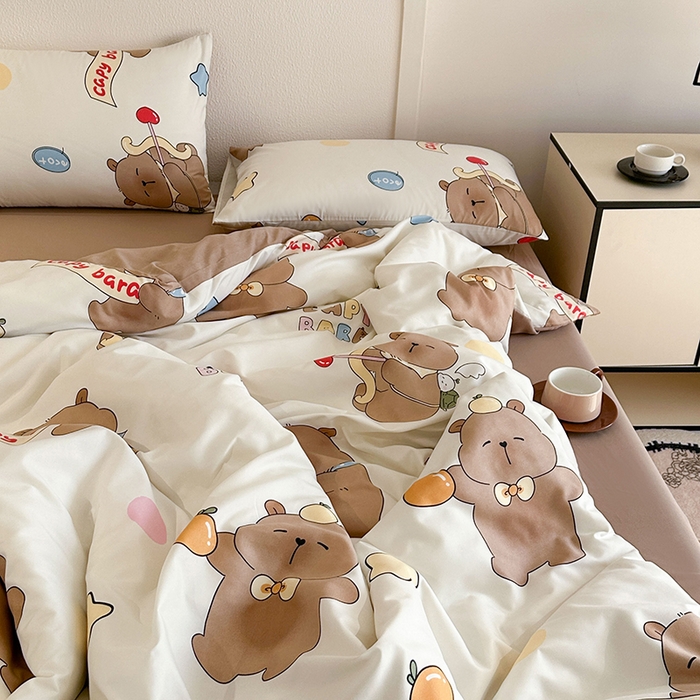 91家纺网 家纺一手货源 找家纺 梵克保罗 2025新款ins风亲肤卡通条格印花水洗棉系列四件套-风格二 欢乐卡巴